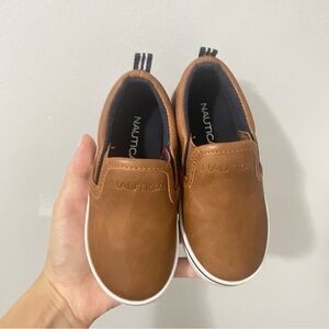 Nautica toddler boys Brown Slip-On Casual low top Shoes - size 7 toddler